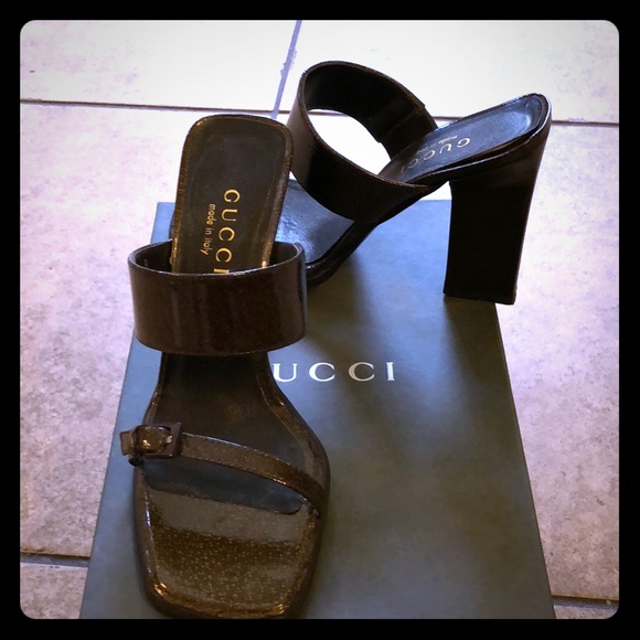 Gucci Shoes - Gucci vintage sandal